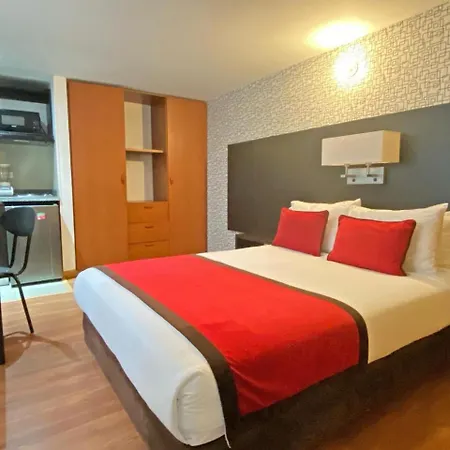 Hotel Silver Javeriana By Hospedium Bogotá Extérieur photo